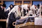  יארצייט פון הרה"ק מצאנז קלויזענבורג זי"ע ביי בנו מ"מ כ"ק אדמו"ר מצאנז קלויזענבורג שליט"א 
