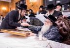  יארצייט פון הרה"ק מצאנז קלויזענבורג זי"ע ביי בנו מ"מ כ"ק אדמו"ר מצאנז קלויזענבורג שליט"א 