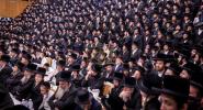  יארצייט פון הרה"ק מצאנז קלויזענבורג זי"ע ביי בנו מ"מ כ"ק אדמו"ר מצאנז קלויזענבורג שליט"א 
