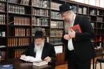 רוסלאנד: נייע ספעציעלע מסגרת פאר די תלמידים וועט אריינגיין אין קראפט צום קומענדיגן לערן-יאר. די פרישע איניציאטיוו קומט פונקט ביים ענדיגן דעם יעצטיגן זמן, אינאיינעם מיט א גאר הערליכע און פראכטפולע חגיגת הסמיכה פאר די תלמידים השלוחים. 