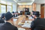 רוסלאנד: נייע ספעציעלע מסגרת פאר די תלמידים וועט אריינגיין אין קראפט צום קומענדיגן לערן-יאר. די פרישע איניציאטיוו קומט פונקט ביים ענדיגן דעם יעצטיגן זמן, אינאיינעם מיט א גאר הערליכע און פראכטפולע חגיגת הסמיכה פאר די תלמידים השלוחים. 