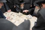 כ"ק אדמו"ר מקרעטשניף סיגעט שליט"א באזוכט ביי כ"ק אדמו"ר מפשעווארסק שליט"א 