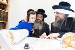 חגיגת הכנסת ספר תורה  להיכל ישיבת עסק התורה  ע"י הרבני הנגיד הרה"ח רבי יואל פליישמאן שליט"א פטרון הישיבה ונדבן הספר  בהשתתפות אדמור"י ורבני העיר שליט"א, מרביצי תורה ותלמידי הישיבה
