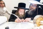 חגיגת הכנסת ספר תורה  להיכל ישיבת עסק התורה  ע"י הרבני הנגיד הרה"ח רבי יואל פליישמאן שליט"א פטרון הישיבה ונדבן הספר  בהשתתפות אדמור"י ורבני העיר שליט"א, מרביצי תורה ותלמידי הישיבה