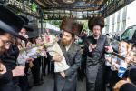 חגיגת הכנסת ספר תורה  להיכל ישיבת עסק התורה  ע"י הרבני הנגיד הרה"ח רבי יואל פליישמאן שליט"א פטרון הישיבה ונדבן הספר  בהשתתפות אדמור"י ורבני העיר שליט"א, מרביצי תורה ותלמידי הישיבה