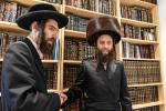 חגיגת הכנסת ספר תורה  להיכל ישיבת עסק התורה  ע"י הרבני הנגיד הרה"ח רבי יואל פליישמאן שליט"א פטרון הישיבה ונדבן הספר  בהשתתפות אדמור"י ורבני העיר שליט"א, מרביצי תורה ותלמידי הישיבה