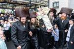 חגיגת הכנסת ספר תורה  להיכל ישיבת עסק התורה  ע"י הרבני הנגיד הרה"ח רבי יואל פליישמאן שליט"א פטרון הישיבה ונדבן הספר  בהשתתפות אדמור"י ורבני העיר שליט"א, מרביצי תורה ותלמידי הישיבה