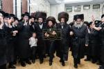 חגיגת הכנסת ספר תורה  להיכל ישיבת עסק התורה  ע"י הרבני הנגיד הרה"ח רבי יואל פליישמאן שליט"א פטרון הישיבה ונדבן הספר  בהשתתפות אדמור"י ורבני העיר שליט"א, מרביצי תורה ותלמידי הישיבה