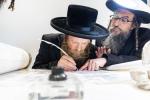 חגיגת הכנסת ספר תורה  להיכל ישיבת עסק התורה  ע"י הרבני הנגיד הרה"ח רבי יואל פליישמאן שליט"א פטרון הישיבה ונדבן הספר  בהשתתפות אדמור"י ורבני העיר שליט"א, מרביצי תורה ותלמידי הישיבה