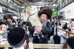 חגיגת הכנסת ספר תורה  להיכל ישיבת עסק התורה  ע"י הרבני הנגיד הרה"ח רבי יואל פליישמאן שליט"א פטרון הישיבה ונדבן הספר  בהשתתפות אדמור"י ורבני העיר שליט"א, מרביצי תורה ותלמידי הישיבה