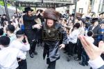 חגיגת הכנסת ספר תורה  להיכל ישיבת עסק התורה  ע"י הרבני הנגיד הרה"ח רבי יואל פליישמאן שליט"א פטרון הישיבה ונדבן הספר  בהשתתפות אדמור"י ורבני העיר שליט"א, מרביצי תורה ותלמידי הישיבה
