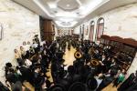 חגיגת הכנסת ספר תורה  להיכל ישיבת עסק התורה  ע"י הרבני הנגיד הרה"ח רבי יואל פליישמאן שליט"א פטרון הישיבה ונדבן הספר  בהשתתפות אדמור"י ורבני העיר שליט"א, מרביצי תורה ותלמידי הישיבה