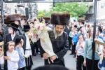 חגיגת הכנסת ספר תורה  להיכל ישיבת עסק התורה  ע"י הרבני הנגיד הרה"ח רבי יואל פליישמאן שליט"א פטרון הישיבה ונדבן הספר  בהשתתפות אדמור"י ורבני העיר שליט"א, מרביצי תורה ותלמידי הישיבה