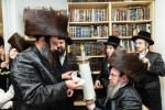 חגיגת הכנסת ספר תורה  להיכל ישיבת עסק התורה  ע"י הרבני הנגיד הרה"ח רבי יואל פליישמאן שליט"א פטרון הישיבה ונדבן הספר  בהשתתפות אדמור"י ורבני העיר שליט"א, מרביצי תורה ותלמידי הישיבה