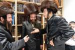 חגיגת הכנסת ספר תורה  להיכל ישיבת עסק התורה  ע"י הרבני הנגיד הרה"ח רבי יואל פליישמאן שליט"א פטרון הישיבה ונדבן הספר  בהשתתפות אדמור"י ורבני העיר שליט"א, מרביצי תורה ותלמידי הישיבה