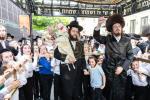 חגיגת הכנסת ספר תורה  להיכל ישיבת עסק התורה  ע"י הרבני הנגיד הרה"ח רבי יואל פליישמאן שליט"א פטרון הישיבה ונדבן הספר  בהשתתפות אדמור"י ורבני העיר שליט"א, מרביצי תורה ותלמידי הישיבה