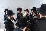 חגיגת הכנסת ספר תורה  להיכל ישיבת עסק התורה  ע"י הרבני הנגיד הרה"ח רבי יואל פליישמאן שליט"א פטרון הישיבה ונדבן הספר  בהשתתפות אדמור"י ורבני העיר שליט"א, מרביצי תורה ותלמידי הישיבה