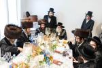 חגיגת הכנסת ספר תורה  להיכל ישיבת עסק התורה  ע"י הרבני הנגיד הרה"ח רבי יואל פליישמאן שליט"א פטרון הישיבה ונדבן הספר  בהשתתפות אדמור"י ורבני העיר שליט"א, מרביצי תורה ותלמידי הישיבה