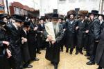חגיגת הכנסת ספר תורה  להיכל ישיבת עסק התורה  ע"י הרבני הנגיד הרה"ח רבי יואל פליישמאן שליט"א פטרון הישיבה ונדבן הספר  בהשתתפות אדמור"י ורבני העיר שליט"א, מרביצי תורה ותלמידי הישיבה