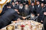 פולע גאלעריע: הנגיד ר' אברהם יודא גאלדבערגער הי"ו קויפט אפ בנין הענדל מרים מיט א נדבה פון צען מיליאן דאלער - בראשות כ"ק אדמו"ר מסאטמאר שליט"א.