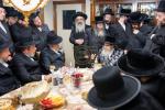 פולע גאלעריע: הנגיד ר' אברהם יודא גאלדבערגער הי"ו קויפט אפ בנין הענדל מרים מיט א נדבה פון צען מיליאן דאלער - בראשות כ"ק אדמו"ר מסאטמאר שליט"א.