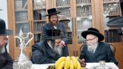 כ"ק אדמו"ר מקהל חסידי ירושלים שליט"א באזוכט ביי הגה"צ אב"ד סאטמאר קרית יואל - ירושלים שליט"א