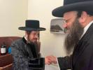 פולע ווידיאוס פון מעמד שווערע קוויטלעך בראשות כ"ק אדמו"ר מקרעטשניף כפר עטה שליט"א אין בישטינא