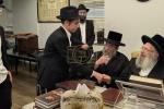 גדולי התורה אין אמעריקע ווערן נתפעל פון די ישיבה לצעירים אין מאסקעווע 