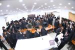 כ"ק אדמו"ר מסקולען שליט"א איז אנגעקומען אויפצוטרעטן מיט א ספעציעלע דרשה און הדרכה בעניני הבית אין עמנואל. דער מעמד איז פארגעקומען אינעם באיאנער קלויז אין שטאט, וואו הונדערטער תושבים האבן זיך געזאמלט מיטצולעבן דעם געהויבענעם אוונט.  