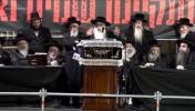 כ"ק אדמו"ר מצאנז שליט"א איז מעורר רחמי שמים אויף כלל ישראל יעצט ביים מחאה פארענט פון כלא 10