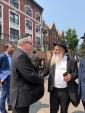 סענאטאר וועבער האט זיך אנגעשלאסן אינאיינעם מיט'ן גאווערנאר קאנדידאט ברוס בלעיקמאן אויף א טור איבער קראון הייטס