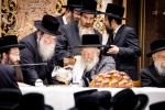 ר"ח אב יומא דהילולא קדישא של הרה"ק מבאבוב זצ"ל אצל בנו כ"ק אדמו"ר מבאבוב שליט"א