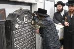מסע הקודש "יזכור אהבתם" ע"י כ"ק אדמו"ר מקרעטשניף סיגעט שליט"א לציון של זקינו הרה"ק רבי מרדכי'לע מנדבורנא זי"ע בבישטינא ושבת קודש בליזענסק 