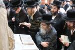 מסע הקודש "יזכור אהבתם" ע"י כ"ק אדמו"ר מקרעטשניף סיגעט שליט"א לציון של זקינו הרה"ק רבי מרדכי'לע מנדבורנא זי"ע בבישטינא ושבת קודש בליזענסק 