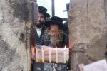 מסע הקודש "יזכור אהבתם" ע"י כ"ק אדמו"ר מקרעטשניף סיגעט שליט"א לציון של זקינו הרה"ק רבי מרדכי'לע מנדבורנא זי"ע בבישטינא ושבת קודש בליזענסק 