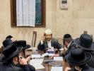 פולע גאלעריע: כ"ק אדמו"ר מקרעטשניף כפר עטה שליט"א אין בישטינא