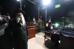 בילדער און ווידיאוס פון די פראטעסט פון חסידי גור קעגן גזירת הגיוס ביי כלא 10