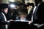 מוצאי שבת ביי כ"ק גאב"ד ירושלים שליט"א בהיכל ישיבתו אין בית שמש
