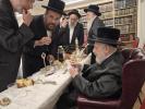 מעמד עריכת השולחן  נערך  על ידי כ"ק מרן אדמו"ר מליסקא שליט"א לכבוד יומא דהילולא קדישא של זקנו, רבינו הקדוש בעל ה"אך פרי תבואה" מליסקא זי"ע.