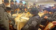 כתיבת אותיות - וקנין 'כיתה' בבנין 'בית רחל קרית יואל' בראשות כ"ק אדמו"ר מסאטמאר שליט"א 