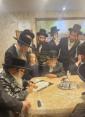 כתיבת אותיות - וקנין 'כיתה' בבנין 'בית רחל קרית יואל' בראשות כ"ק אדמו"ר מסאטמאר שליט"א 