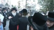 הונדערטע תושבי בני ברק ביים מקבל פנים זיין אסיר עולם התורה הבה"ח בנש"ק שמואל שמעלקא פינטער