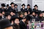 ערשטמאָליגער "שידוכים פארזאמלונג - לאמיר ברעכן טעלער", פאררופן דורך קהל יטב לב דסאטמאר 