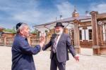 די וועלט'ס גרעסטע און טיפסטע פריש-וואסער אזערע: א הערליכע היסטארישע רעקאנסטרוקציע פון אן אור-אלטן בית המדרש אין סיביר