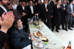 הגה"צ ר' יעקב  מאיר שעכטער שליט"א אין קרית ספר ביי די שמחת הבר מצוה פון זיין אייניקל.