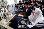 כ"ו אב ביי כ"ק אדמו"ר מסאטמאר שליט"א. תפילת שחרית אין היכל המתיבתא סניף דברי יואל. און דערנאך ביים מסיבת לחיים פארן ארויף גיין צום ציון הק'. און דערנאך ביים פוקד זיין די ציון הק'.