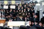 כ"ו אב ביי כ"ק אדמו"ר מסאטמאר שליט"א. תפילת שחרית אין היכל המתיבתא סניף דברי יואל. און דערנאך ביים מסיבת לחיים פארן ארויף גיין צום ציון הק'. און דערנאך ביים פוקד זיין די ציון הק'.