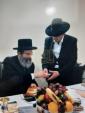 היסטארישע בילדער פון כ"ק אדמו"ר עטרת ישראל מסאדיגורא שליט"א לרגל די יארצייט 