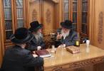 כ"ק האדמו"ר מצאנז בארא פארק שליט"א, ביי א באזוך ביים כ"ק גאב"ד ירשלים שליט"א און בייהגה"צ גאב"ד רמת שלמה שליט"א.