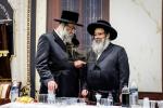 פולע גאלעריע: שמחת התנאים לבן הגה"צ רבי שלום טייטלבוים שליט"א חתן הגה"צ ראש ישיבת סאטמאר בני ברק שליט"א מיט די טאכטער פון הגה"צ רבי שלמה רובין שליט"א אבד"ק ציעשנוב קרית יואל פארגעקומען אין קרית יואל